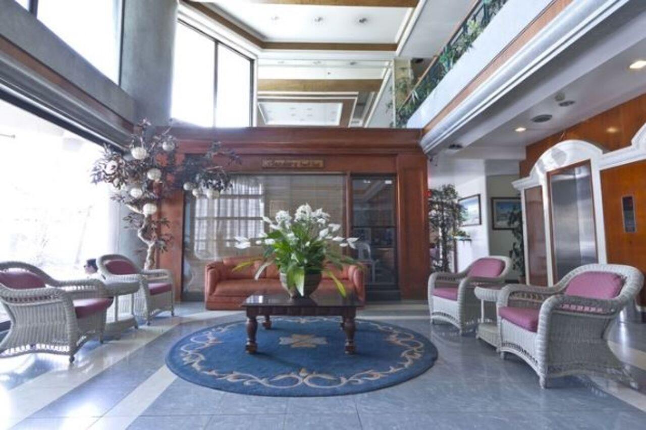 Richmond Plaza Hotel Tabok Buitenkant foto