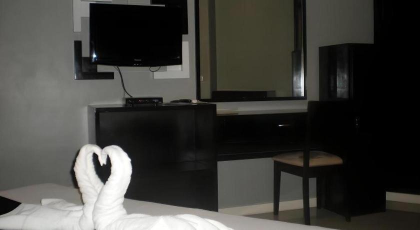 Richmond Plaza Hotel Tabok Buitenkant foto