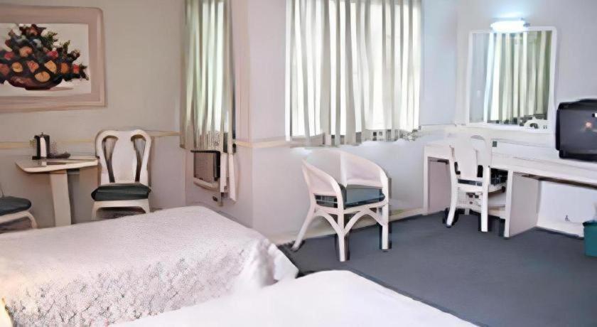 Richmond Plaza Hotel Tabok Buitenkant foto