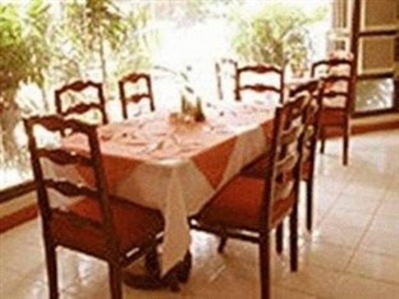 Richmond Plaza Hotel Tabok Buitenkant foto