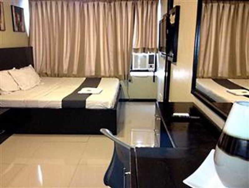 Richmond Plaza Hotel Tabok Buitenkant foto
